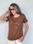 Çiçek Nakışlı T-Shirt 5