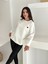 Kadın Kalp Nakışlı Sweatshirt – Sade & Sevgi Dolu Stil 1