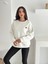 Kadın Kalp Nakışlı Sweatshirt – Sade & Sevgi Dolu Stil 2