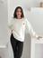 Kadın Kalp Nakışlı Sweatshirt – Sade & Sevgi Dolu Stil 3