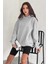 Kadın Oversize Kapüşonlu Sweatshirt – Rahat Kesim & Yumuşak Dokulu 1