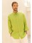 Erkek %100 Keten Fıstık Yeşili Düğmeli Yaka Modern Fit Cepsiz Gömlek 2