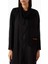 Minimalist Tasarım ile Hareketi Buluşturan Ince Detaylı Abaya ve Uyumlu Sheila 5