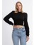 Kadın Yuvarlak Yaka Detaylı Uzun Kollu Kırpılmış Üst Siyah 1