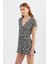 Kadın Zebra Desenli V Yaka Playsuit Siyah 4