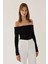 Kadın Omuz Açık Madonna Yaka Triko Üst Siyah 4