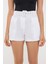 Kadın Cebi ve Kuşak Detaylı Pamuk Yüksek Bel Şort Beyaz 1