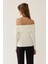 Kadın Omuz Açık Madonna Yaka Triko Üst Tozlu Beyaz 5