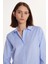 Kadın Slim Fit Dar Kesim Uzun Kollu Çizgili Gömlek 2