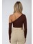 Kadın Drape Detaylı Asimetrik Yaka Esnek Body Kestane Kahvesi 3