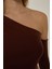 Kadın Drape Detaylı Asimetrik Yaka Esnek Body Kestane Kahvesi 4