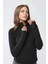 Kadın Dar Kesim Örme Dik Yaka Fermuarlı Aktif Üst Siyah 3