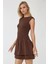 Kadın Dokulu Kolsuz Mini Elbise Kahverengi 4