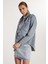Kadın Relax Fit Rahat Kesim Çift Cepli Uzun Kollu Denim Gömlek 3