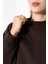 Yarım Balıkçı Yaka Oversize Geniş Kesim Pamuklu Yumuşak Dokulu Basic Kadın Tunik Sweatshirt 21910 Kahve 2
