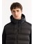 Erkek Siyah Kapüşonlu Su İtici Rüzgar Geçirmez -10°C Dayanıklı Şişme Comfort Fit Mont A52Y6155 2