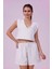 Kadın Beyaz Natural Flamlı Şort Pantolon Bluz 3lü Takım MSC267 1