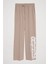 Paçası Yazılı Beli Lastikli Çizgili Pantolon Bej 2