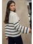 Kadın Çizgili Uzun Kollu Dik Yaka Fermuarlı Yumuşak Triko Kazak Beyaz 6
