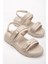Kadın Bej Sandalet Ayarlanabilir Toka Detayı ile Gün Boyu Konfor Çift Bantlı 1