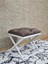 Beyaz Boyalı 45 cm x 45 cm Çaprazlı Puf Bench Oturak Kahverengi Renk 45 x 45 Boyut/ebat 3