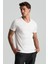 Beyaz V Yaka Basic T-Shirt 1