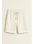 Erkek Beli Bağcıklı Relaxed Fit Keten Şort Krem ECA027 1