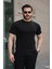 Erkek Kısa Kollu Çizgi Kabartma Detaylı T-Shirt 1