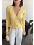 V Yaka 3 Düğmeli Triko Hırka- Sarı 2
