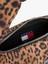 Tjw Urban Leopar Desenli Omuz Kadın Omuz Çantası AW0AW1824101R 4