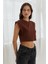 Omzu Vatkalı Crop Bluz Kahve 4