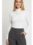 Ekru Yarım Balıkçı Yaka Fermuarlı Body 2447 1