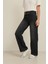 Siyah Kemer Detaylı Rahat Kesim Kot Pantolon 3