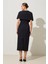 Siyah Yaka Detaylı Tam Kalıp Midi Boy Elbise 5