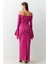 Fuşya Dar Kalıp Omuz Ve Kol Detaylı Maxi Boy Elbise 3