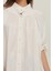Ekru Boyun ve Yaka Detaylı Rahat Kesim Gömlek 4