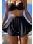 Kadın Siyah Yırtmaçlı Etek Görünümlü Şık Deniz Şortu 3