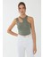 Kadın Asimetrik Yaka Crop Top Yeşil 8