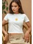 Kadın Baskı Detaylı Regular Fit Bisiklet Yakalı %100 Pamuklu Crop T-shirt White 7