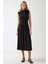 Kadın Yuvarlak Yakalı Rahat Kesim Midi Elbise Siyah 7