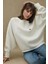 Kadın İşlemeli Pamuklu Sweatshirt Tozlu Beyaz 7