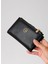 Siyah Kadın Portföy 06FS25Y10 1
