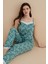 Kadın Pijama Takımı 80115 – İp Askılı & Uzun Alt – Dantelli Yaprak Desenli – Pegasus Kumaş – Yeşil 2