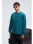 HAL Erkek Yuvarlak Yaka Önünde Ve Kollarında Süs Dikiş Detaylı Baskılı Regular Fit Yeşil Sweatshirt 4