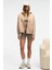 VYSELLE Kadın Önü Kesikli Metal Fermuarlı Kapüşonlu Etiket Detaylı Oversize Vizon Sweatshirt 4