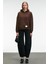 CLARIE Kadın Organik Pamuklu Oversize Kanguru Cepli Kapüşonlu Kahverengi Sweatshirt 4