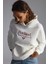 Nılsa Kadın Nakış Detaylı Organik Pamuk Şehir Temalı Regular Kapüşonlu Ekru Sweatshirt 5