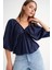 4703 Kadın V Yaka Lastikli Modal Bluz Lacivert 1