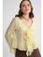 4727 Kadın Yakası Fırfırlı Kraşlı Bluz Sarı 4