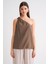 4665 Kadın Tek Omuz Askılı Bluz Moka 4